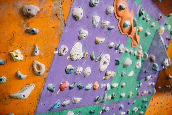 Is indoor rock climbing save?
